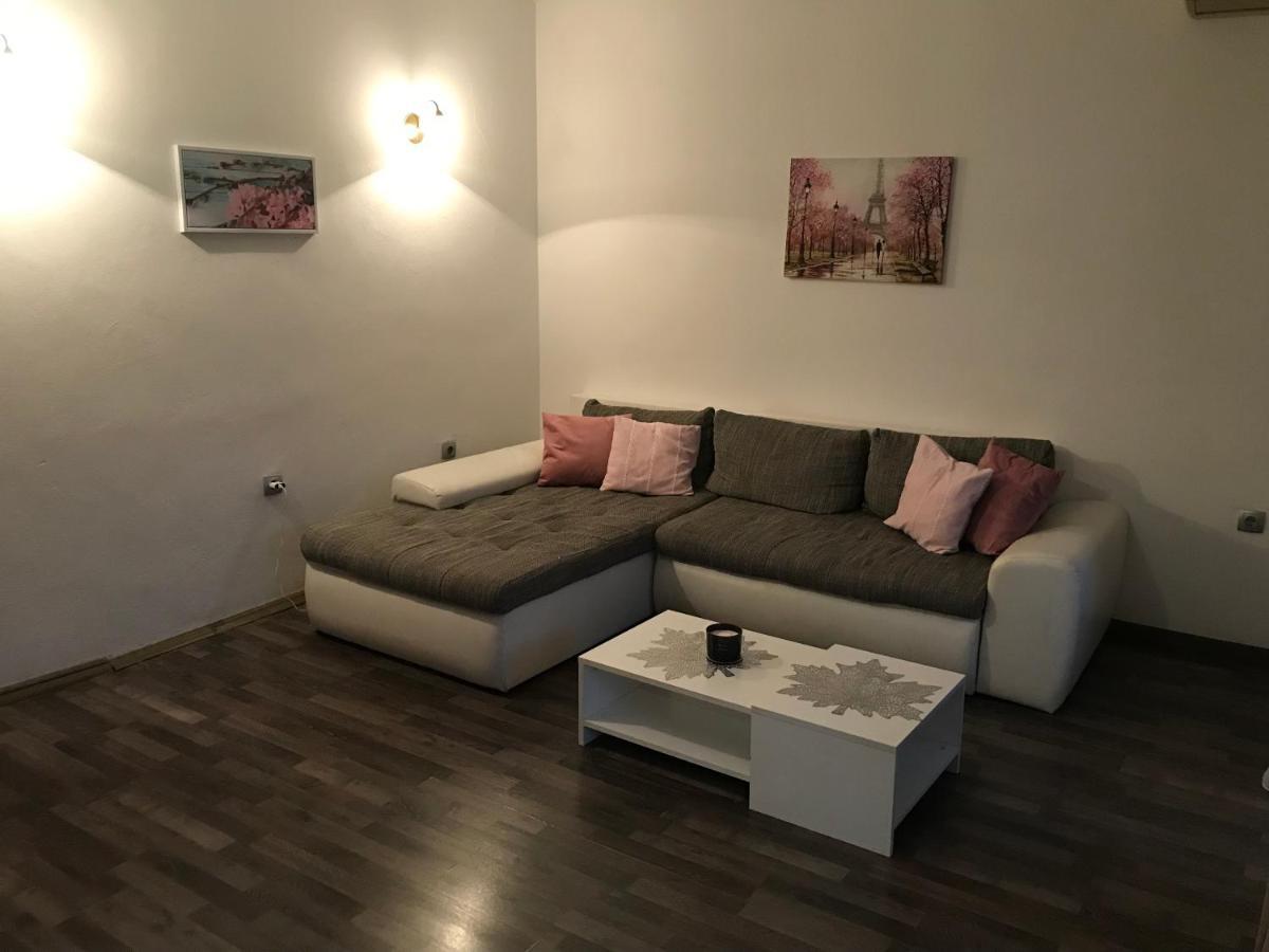 Pocanic'S Apartment โกตอร์ ภายนอก รูปภาพ